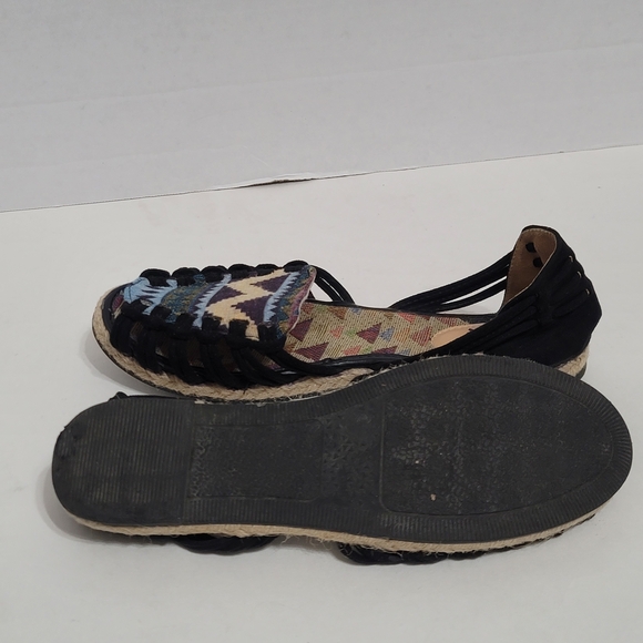 Muk Luks Black and Multicolor Sandals - Picture 9 of 9